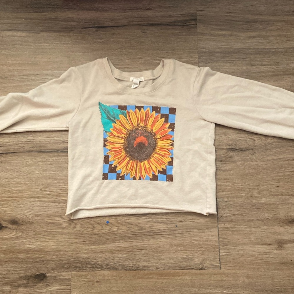 Long sleeve sunflower shirt